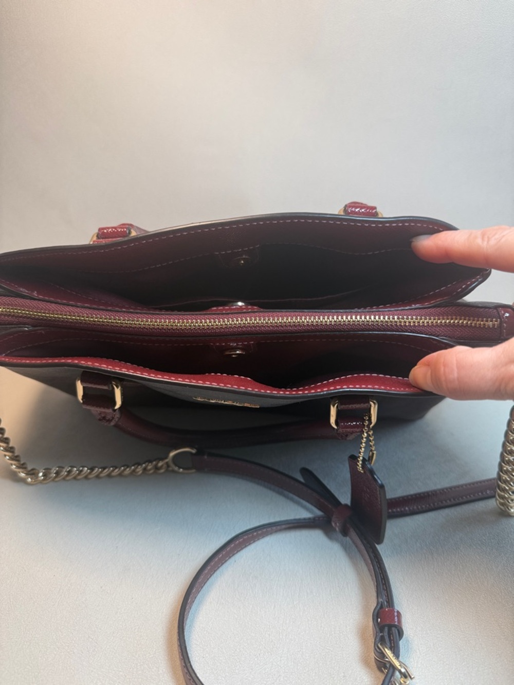 Coach Sage Carryall Signature Brown Wine - Picture 3 of 11